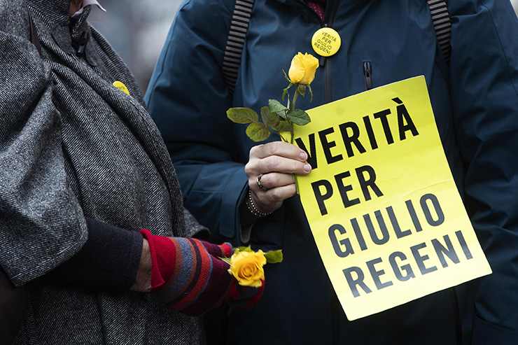 Il cartello Verità per Giulio Regeni